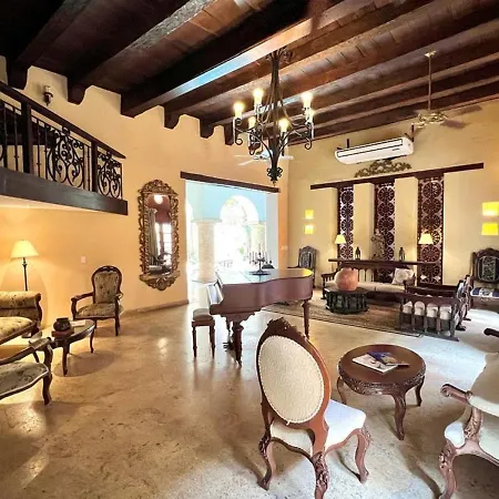 8aps-4 Casa De 8 En El Centro Historico Con Piscina Y Wifi Сasa de vacaciones *