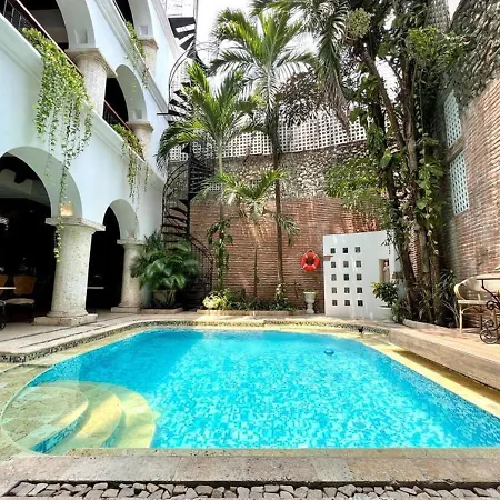 Holiday home 8aps-4 Casa De 8 En El Centro Historico Con Piscina Y Wifi *